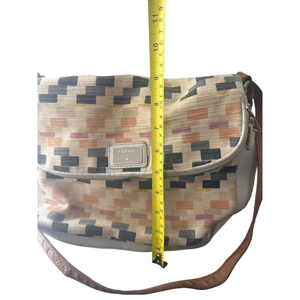 fossil purse